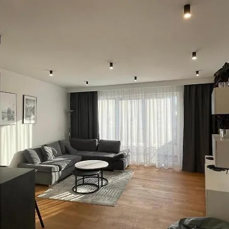 Airport 2-bedroom Komputerowa *